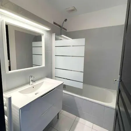 Holiday home Barcaresa-villa Cosy En Bord De Mer, Idealement Situee